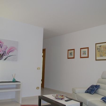 Casa Vacanze La Rocca Apartment Matera Bagian luar foto