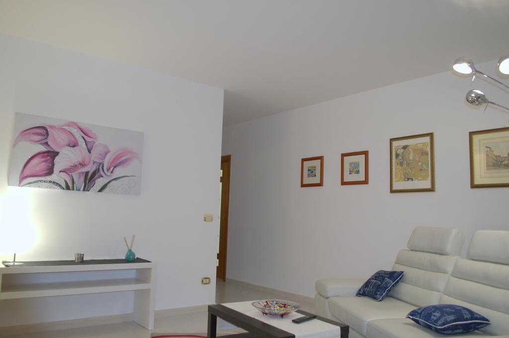 Casa Vacanze La Rocca Apartment Matera Bagian luar foto