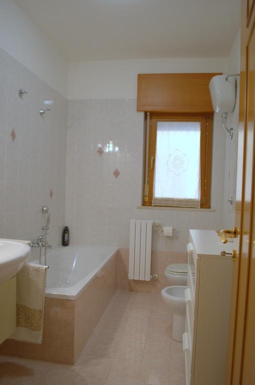 Casa Vacanze La Rocca Apartment Matera Ruang foto